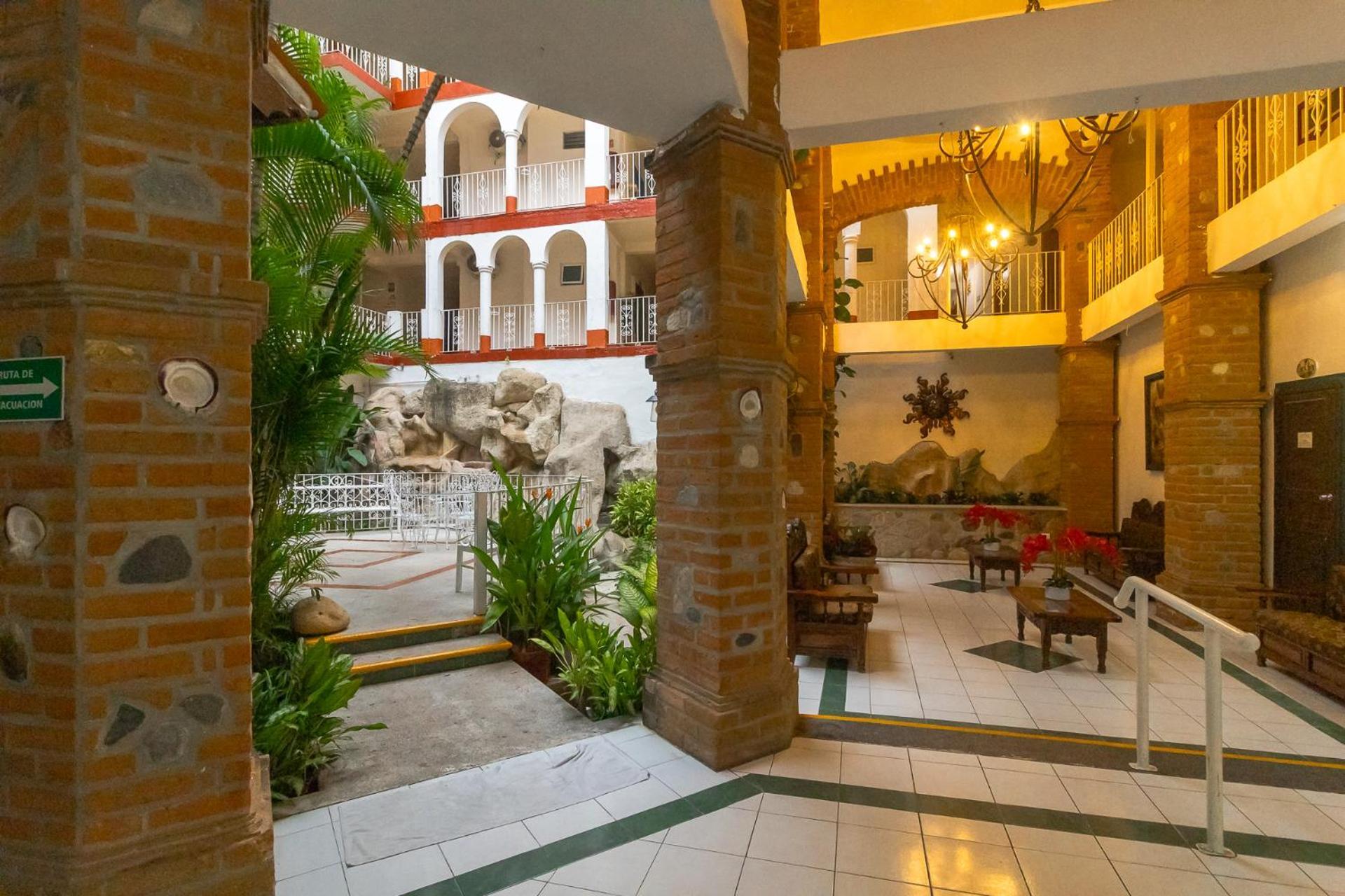 Hotel Encino Malecon Centro Puerto Vallarta Ngoại thất bức ảnh