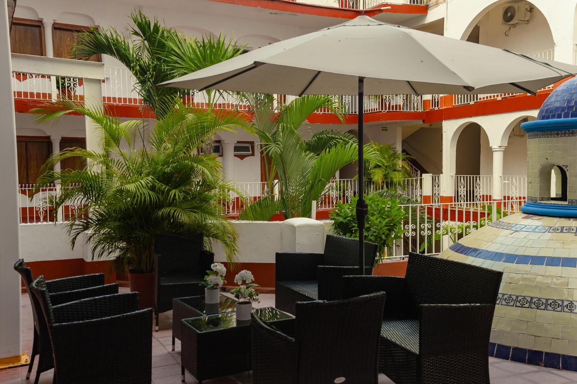 Hotel Encino Malecon Centro Puerto Vallarta Ngoại thất bức ảnh